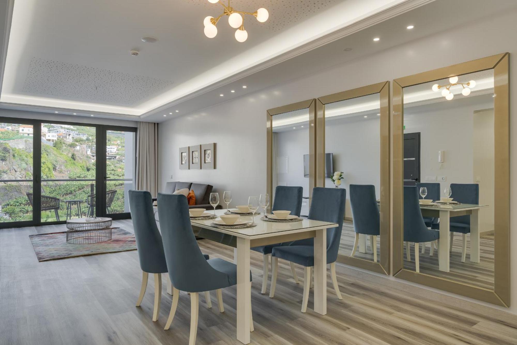 Torre Palace Ii By Atlantic Apartment