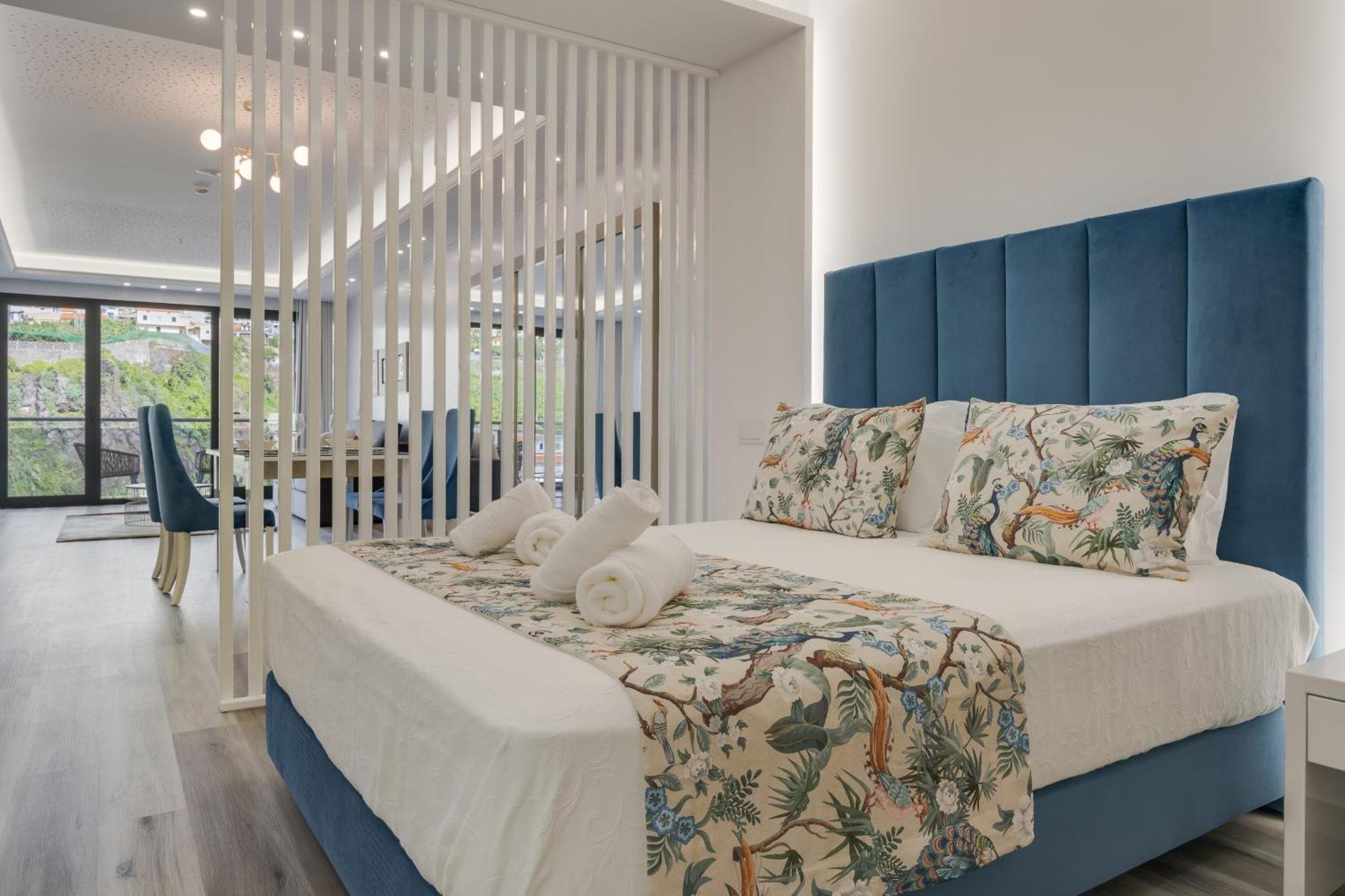 Torre Palace Ii By Atlantic Apartment